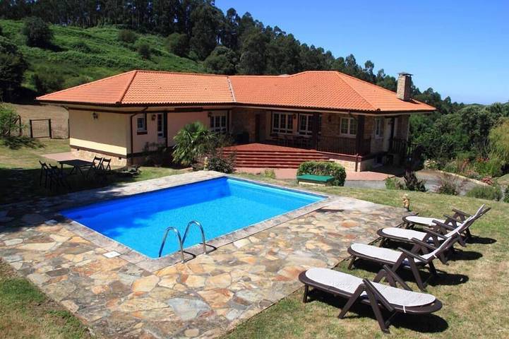 Maison de vacances pour 18 personnes, avec jardin et balcon dans le Pays basque Espagnol