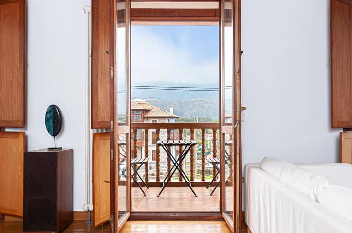 Casa rural para 11 personas, con Balcón y Terraza en Llanes