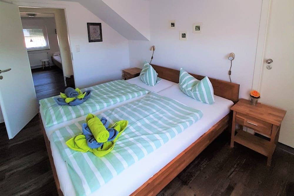 Modernes Ferienhaus. Hier können Sie Nordseeluft schnuppern. in Strand Norddeich, Norddeich