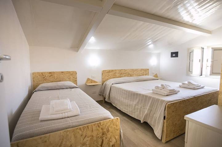 Villa Barletta Dachwohnung in der Villa auf der ersten Etage Nummer 5 in Spiaggia Marina de Acate, Acate