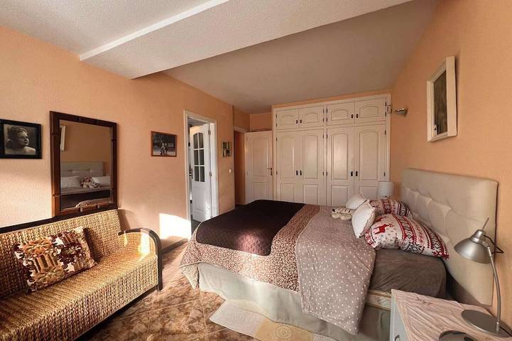Chalet independiente de estilo típico español : in La Nucía, Costa Blanca