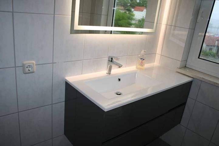 Appartement entier, Villa de luxe avec piscine privée chauffée et vue mer 3 in Marina, Split-Dalmatie