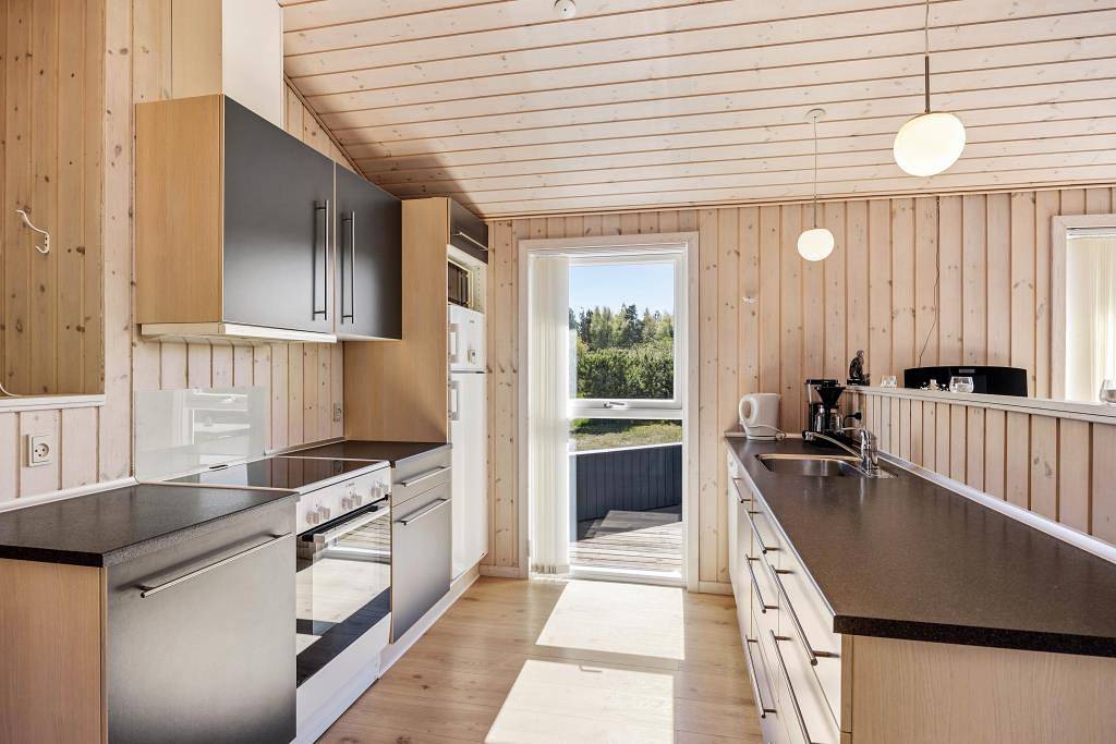 Rømø - strandnahes Ferienhaus für 6 Personen mit Kaminofen in Sønderstrand, Rømø