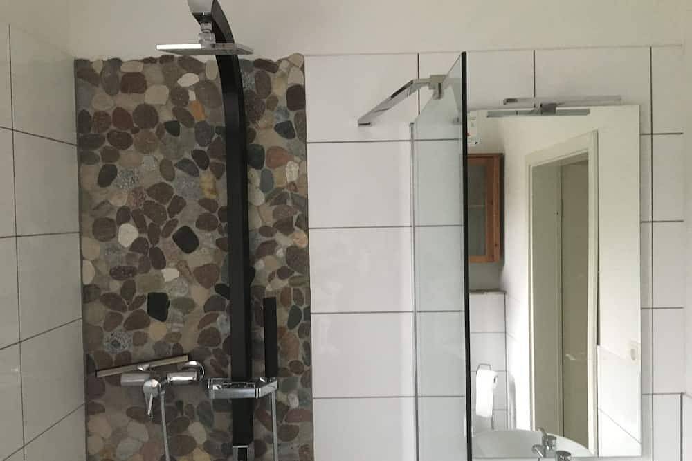 Ganze Wohnung, Topmodernes 2 Zimmer Appartement in Remscheid, Bergisches Land