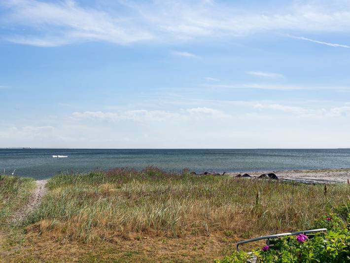 Ferienhaus für 4 Personen, mit Terrasse in Båring Strand - 2