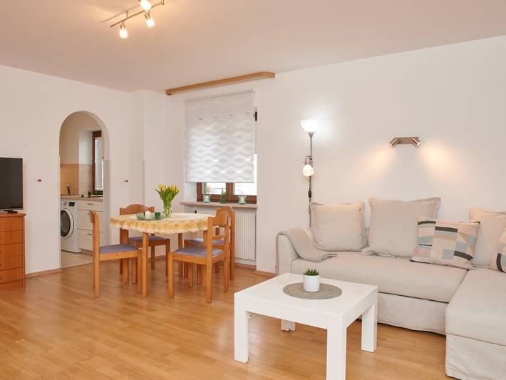 Ganze Ferienwohnung, Ferienwohnung Reckzeh - Ferienwohnung Reckzeh 63 qm mit Terrasse und separatem Schlafzimmer in Bad Endorf, Chiemsee