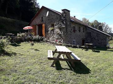Gîte pour 5 personnes, avec terrasse et jardin à Le Monastier-sur-Gazeille