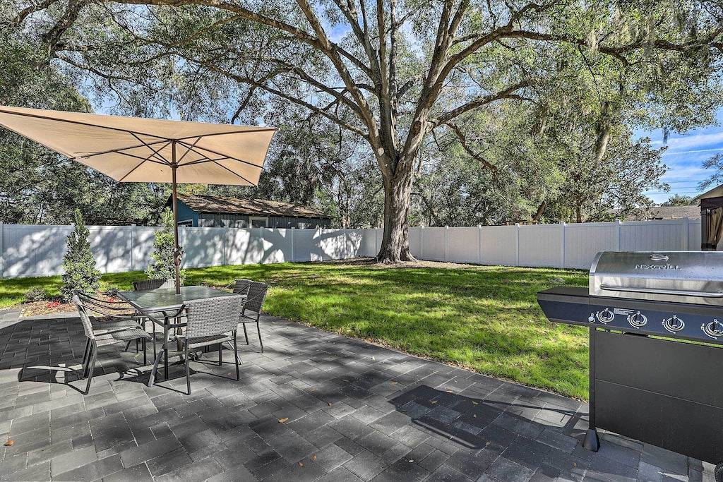 Chic Home w/ Fire Pit & Patio, Walk to Lake! in Mount Dora, Lake County