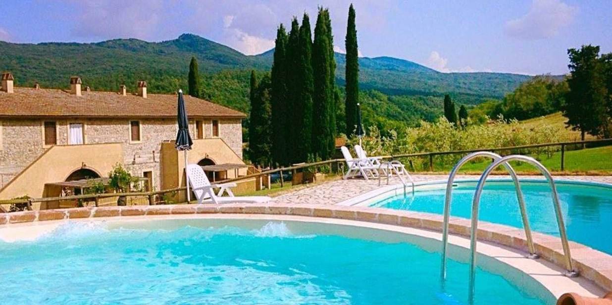 Apartment mit einem Schlafzimmer, Küche und Bad Garten und Gemeinschaftspool in Chianni, Etruskische Küste