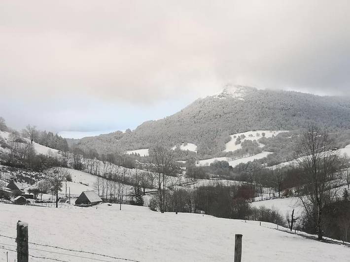 Location de vacances pour 6 personnes, avec vue et jardin à Saint-Paul-de-Salers - 3