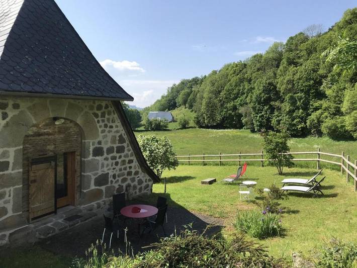 Location de vacances pour 4 personnes, avec Terrasse et Jardin à Badailhac