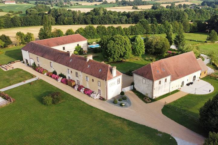 Maison de vacances pour 18 personnes, avec jardin dans Orne