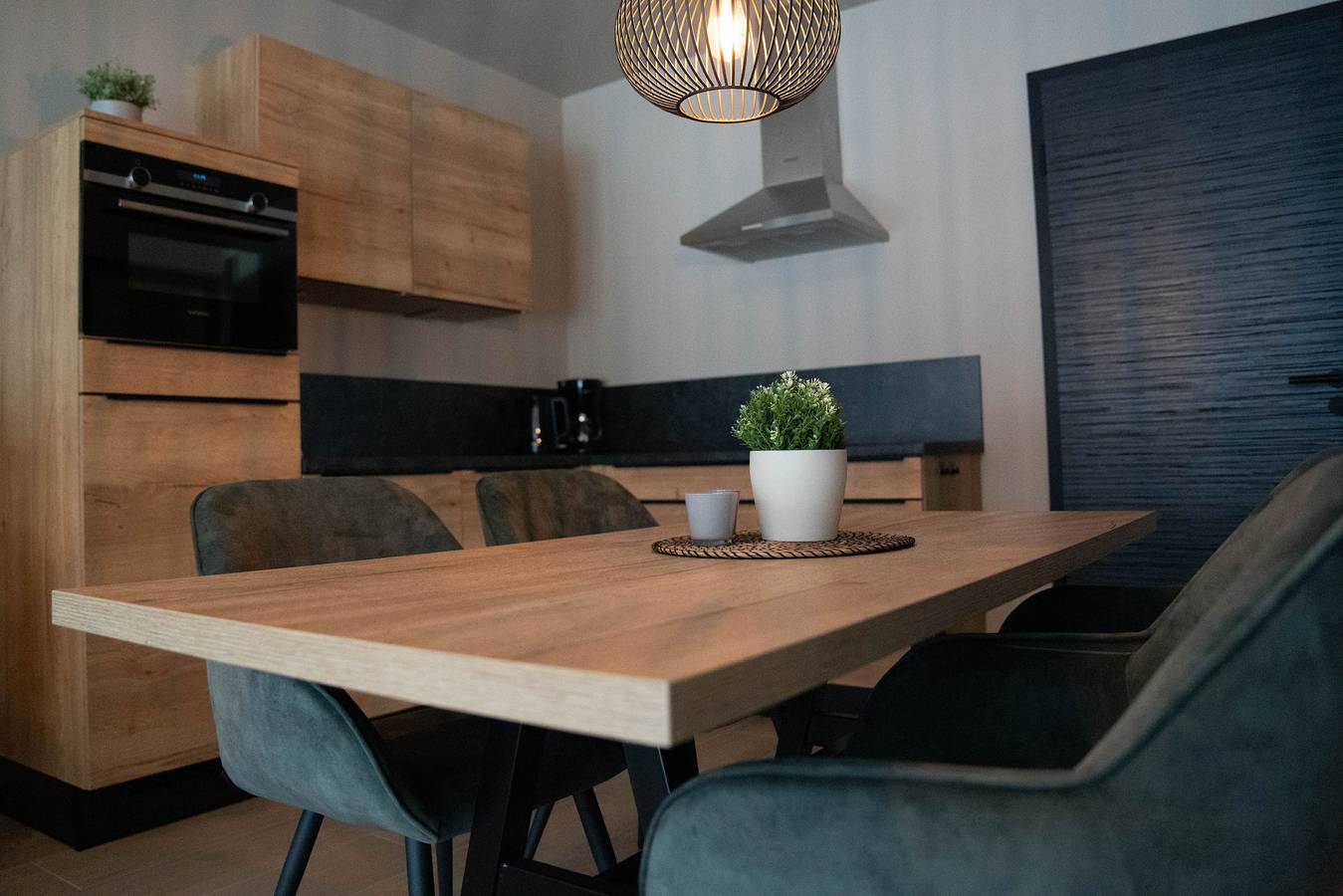 Geheel appartement, Vakantieappartement voor 4 personen met terras in Remersdaal, Voeren