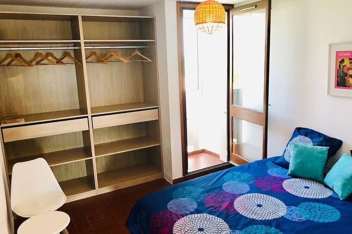 Entire apartment, 🌴 Sunny 3-Bedroom Marina Apartment | Sea Views | Secure Parking | Beach Walk in Carnon-Plage, Mauguio