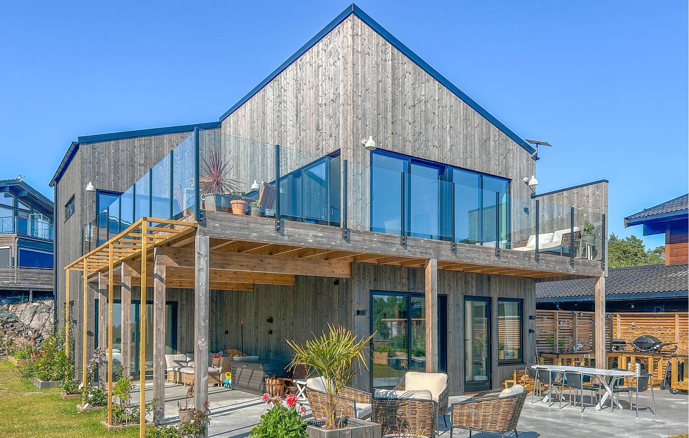 Ferienhaus für 8 Personen mit Garten in Arendal