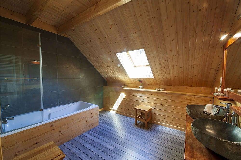 Andaska Grand Chalet - Spa Luxe 5 étoiles in Muhlbach-sur-Munster, Parc naturel régional des Ballons des Vosges