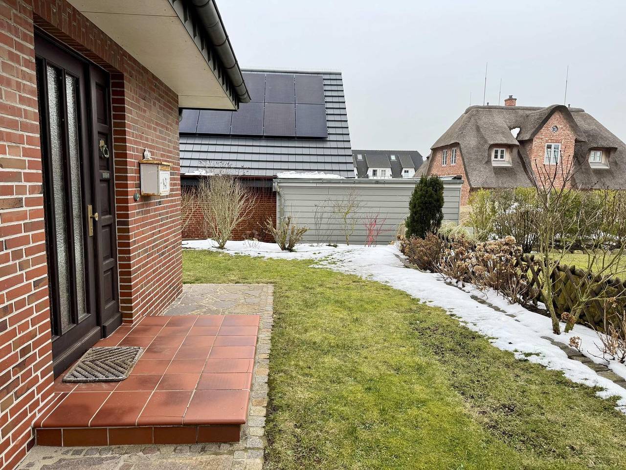Ferienhaus für bis zu 5 Pers., Terrasse, Pkw-Stellplatz, Wlan in ruhiger Lage. in Wenningstedt, Sylt