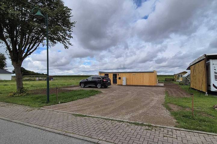 Ferienhaus für 4 Personen, mit Terrasse und Garten
