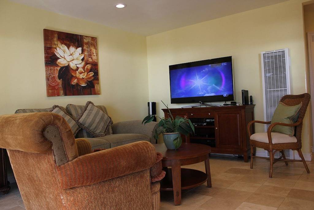 Ganze Wohnung, Luxus Ocean View - gegenüber vom Strand # 4 in Carlsbad, San Diego County