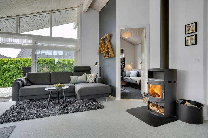 Ferienhaus für 4 Personen, mit Terrasse und Garten in Høll - 3