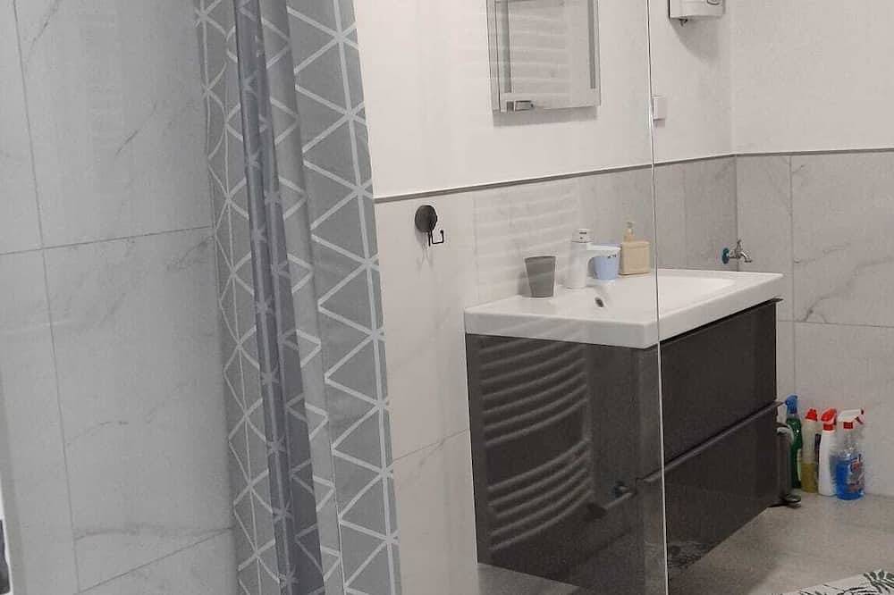 Ganze Wohnung, Einliegerwohnung in Höxter in Höxter, Kreis Höxter