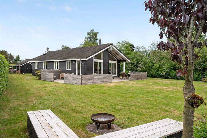 Ferienhaus für 6 Personen, mit Garten und Terrasse sowie Whirlpool - 1