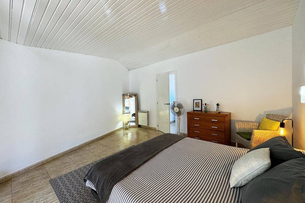 Casa familiar con piscina privada y terraza. in La Escala, Alt Empordà