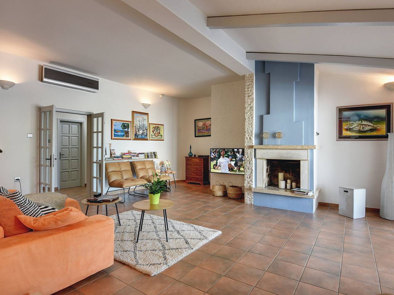 Villa in Stinjan mit Pool und Meerblick in Stinjan, Pula