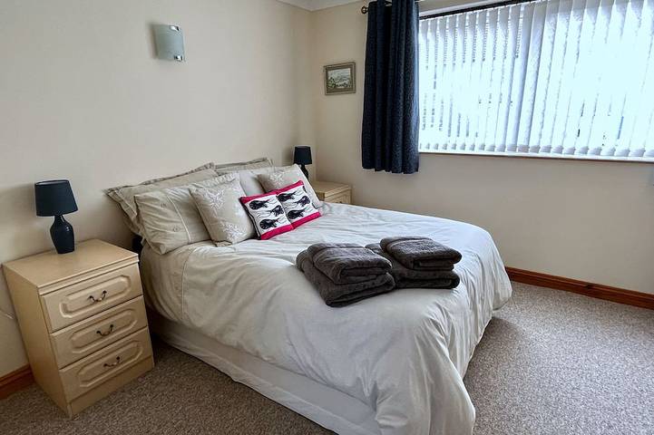 Appartement entier, Buzzard’s Rest  -  A comfortable, quiet, welcoming property with ample parking. in Falmouth (Cornwall), Cornouailles