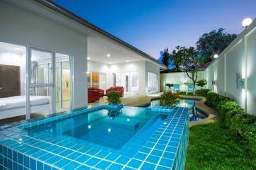 Vakantiehuis voor 9 personen, met tuin en whirlpool in Pattaya