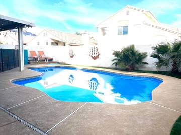 Location de vacances pour 16 personnes, avec terrasse et piscine, animaux acceptés à Las Vegas