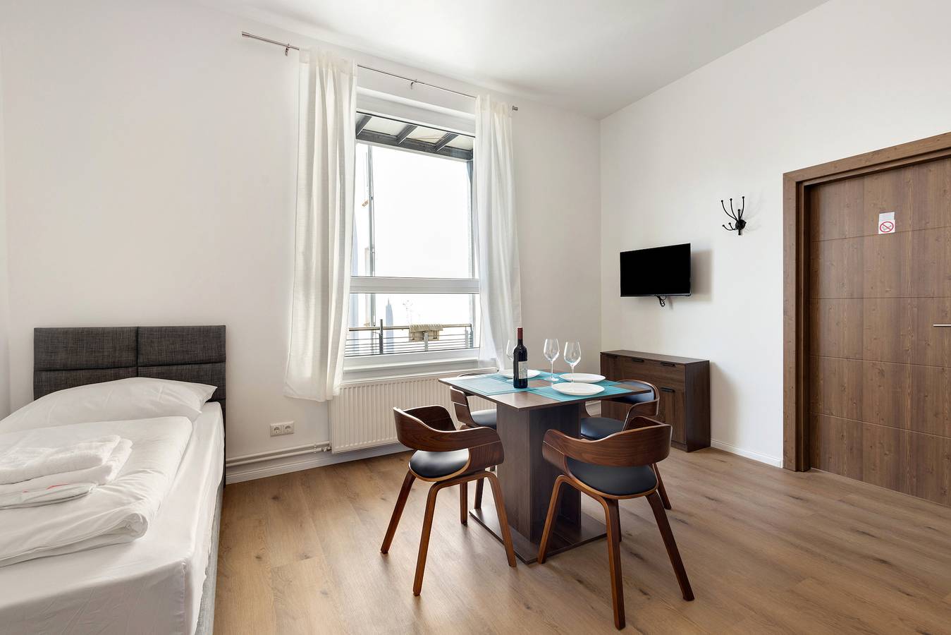 Ganze Wohnung, Ferienwohnung '2 Zimmer 3' mit Wi-Fi in Lübeck (Stadt), Lübeck