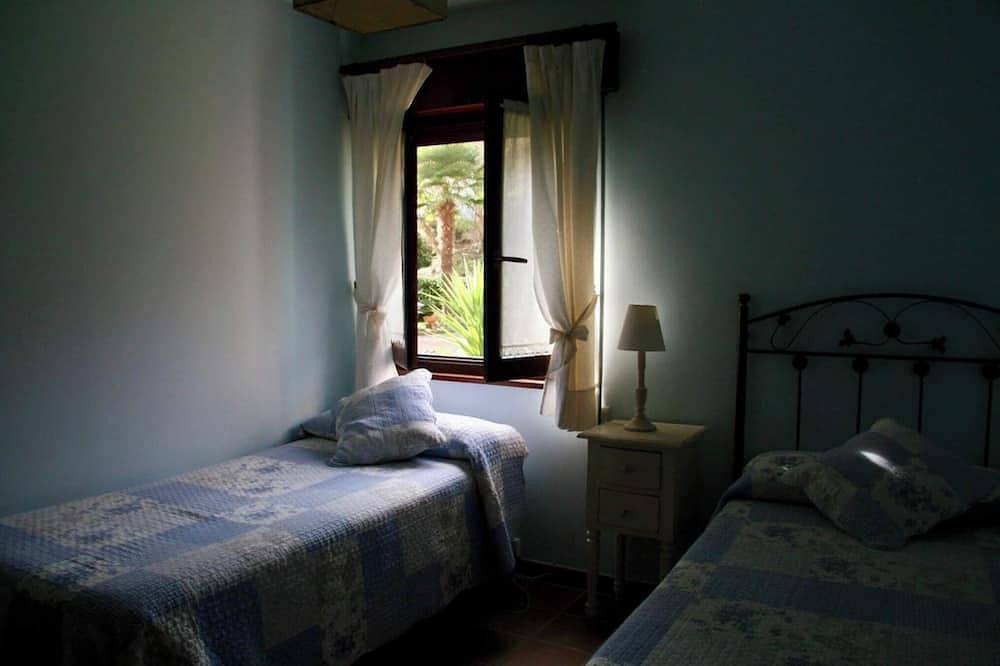 Ganze Wohnung, Apartamentos La Bardenilla für 4 personen in Peñamellera Baja, Costa Verde (Spanien)