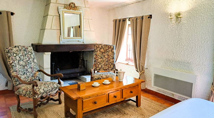 Location de vacances pour 2 personnes, avec piscine et jardin, animaux acceptés à Trogues - 3