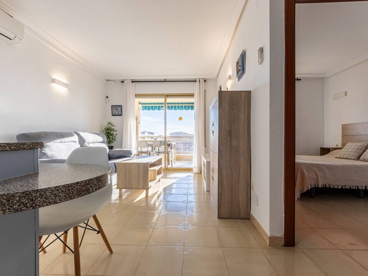 Apartamento entero, Turquesa in La Pineda, Platja de la Pineda