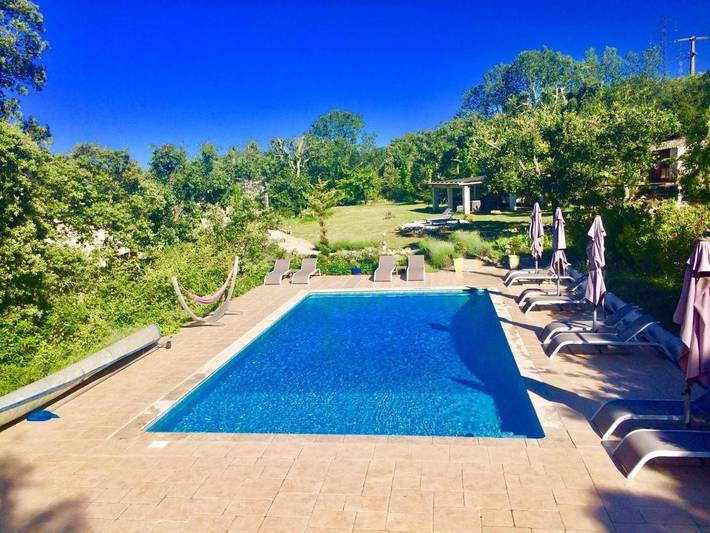 Gîte pour 2 personnes, avec piscine et balcon ainsi que vue et jardin à Montclus - 3