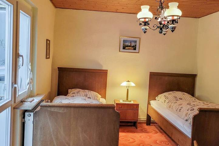 Ferienwohnung für 4 Personen, mit Terrasse und Garten in Bad Sülze - 3