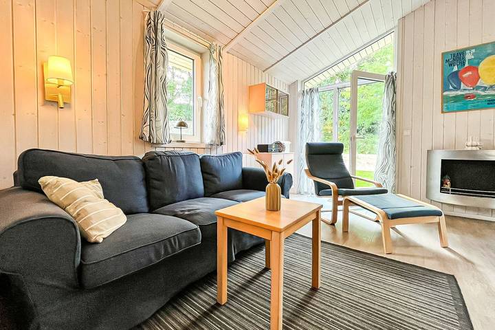 Ferienhaus für 4 Personen, mit Garten und Sauna in Priwall - 2