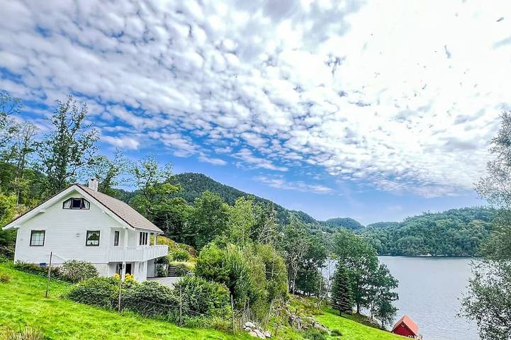 Ferienhaus für 8 Personen, mit Garten und Balkon
