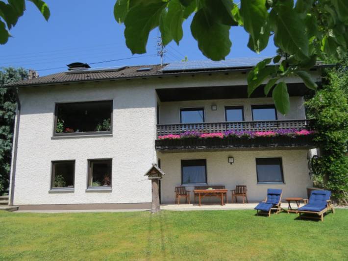 Ferienwohnung für 4 Personen, mit Terrasse und Garten in Augsburg und Umgebung