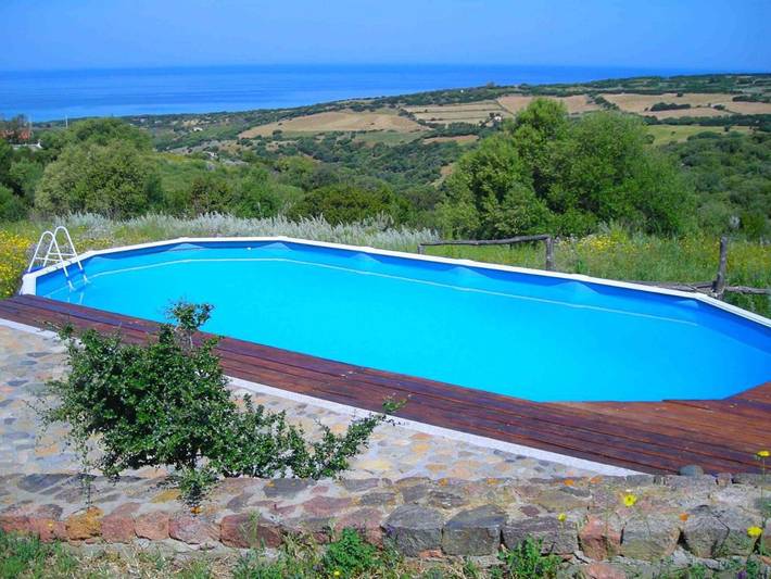 Appart’hôtel pour 5 personnes, avec jardin et vue ainsi que piscine et balcon