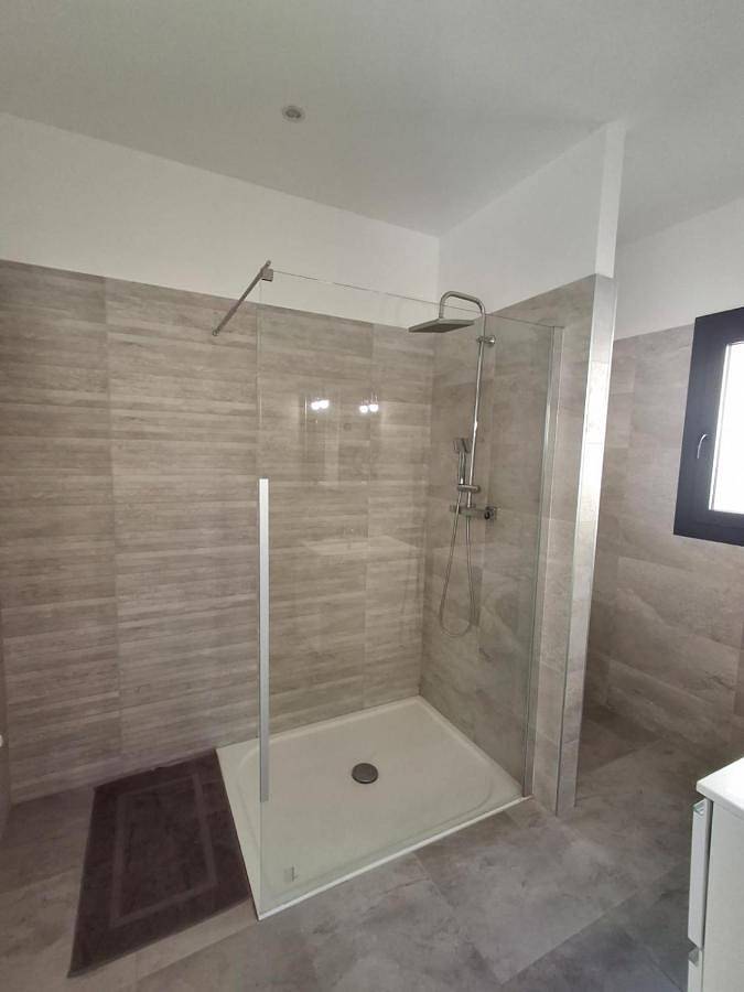 Gîte pour 4 personnes, avec terrasse à Gorbio