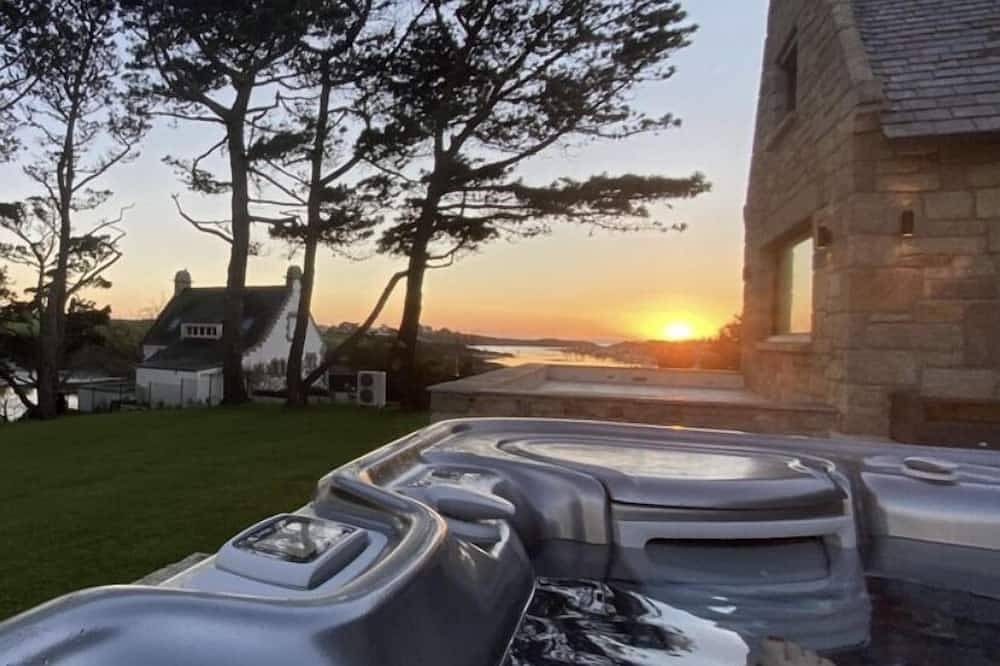 Ker Lan - Character house with Spa and sea view in Lanildut, Región de Brest