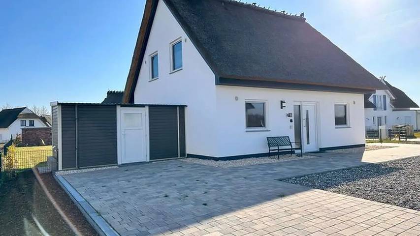 Ferienhaus für 6 Personen, mit Garten und Terrasse sowie Sauna in Poseritz