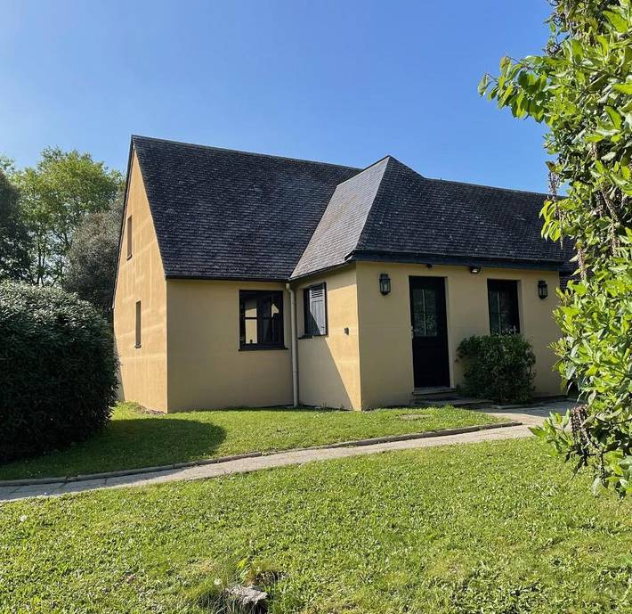 Location de vacances pour 5 personnes, avec Jacuzzi et Jardin ainsi que Sauna et Vue dans Lac au Duc