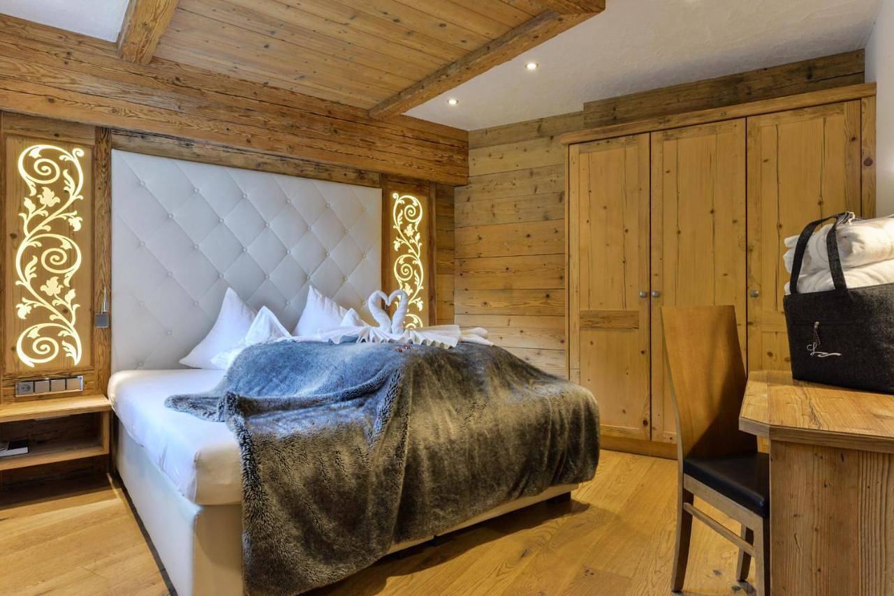 Chaletresort Lech in Holzgau, Allgäuer Alpen (Österreich)