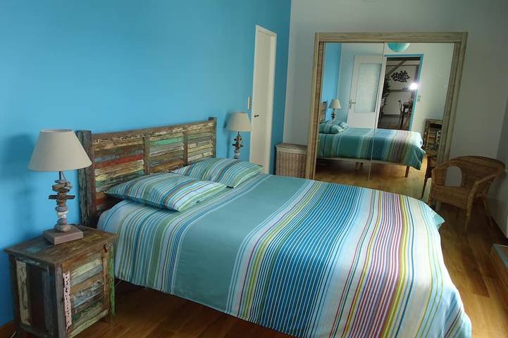 Gîte pour 4 personnes, avec terrasse dans Port De Fecamp - 2