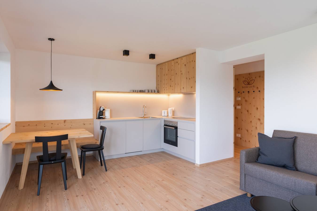 Ganze Wohnung, Ferienwohnung "Enzian Beim Lackl" in Hafling Oberdorf, Hafling