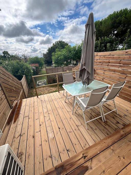 Location de vacances pour 4 personnes, avec terrasse et jardin, animaux acceptés dans Yves - 4