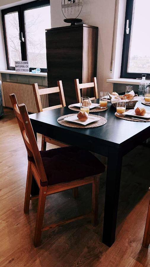 Ferienwohnung für 5 Personen, mit Terrasse und Garten sowie Ausblick in Schiffweiler - 3